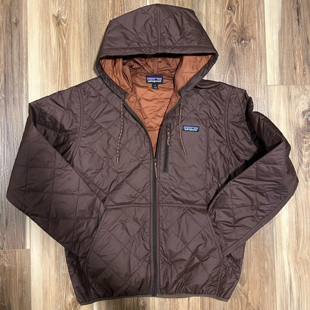 (Patagonia) Diamond Quilted Insulated Bomber Hoodie, Brown – Medium